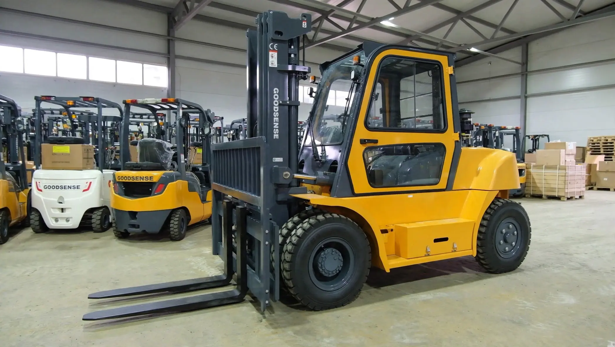 Вилочный погрузчик GOODSENSE FD50G-XC3 5 т / 4500 / кабина / сайдшифт